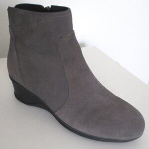Easy Spirit Sefarre Womens Gray Suede Side Zip Ankle Boot w/2" Wedge Heel - 11W
